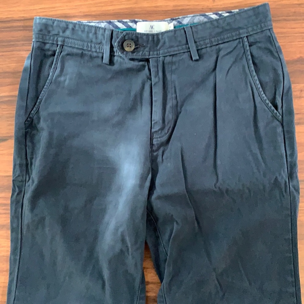 Dark blue waist size 30 pants by Arturo Calle